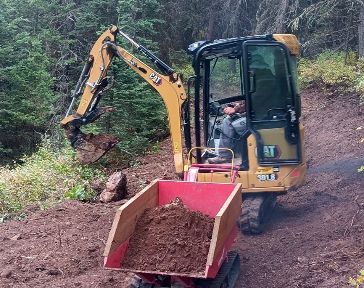 Tracker making trail